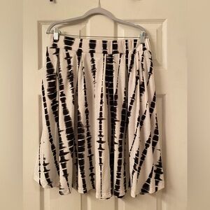 LuLaRoe Black and White A-Line Knee-Length Skirt